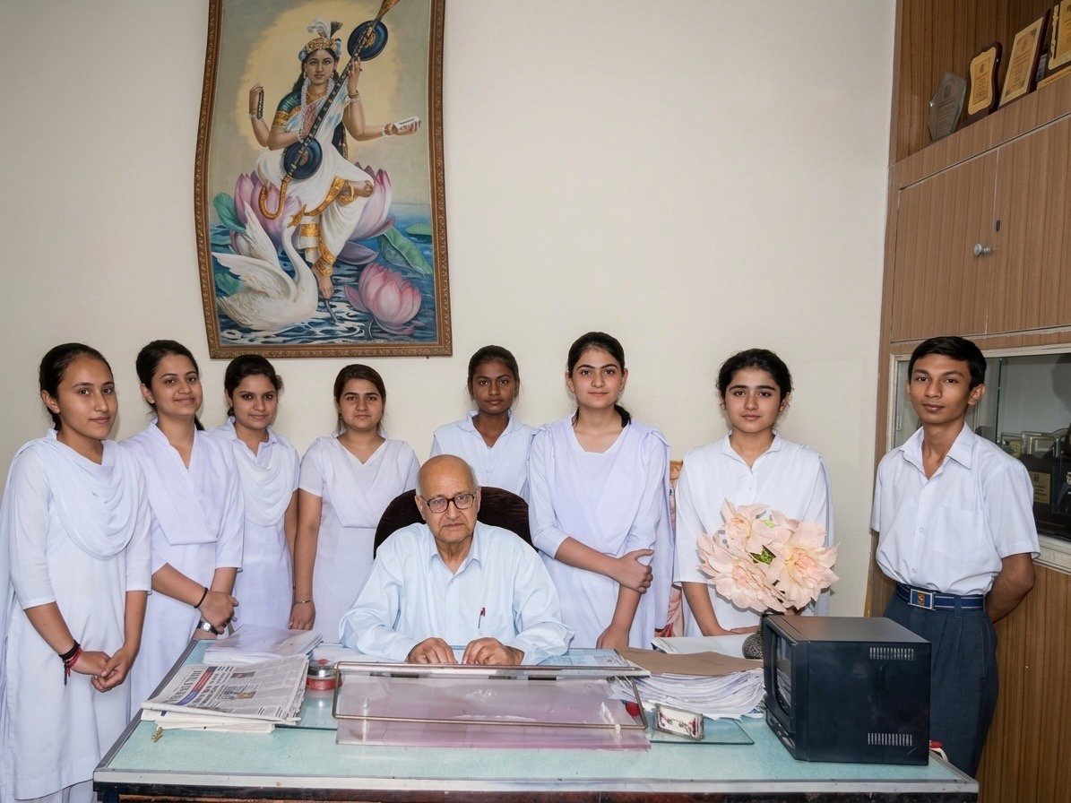 The founder with his students in his later years